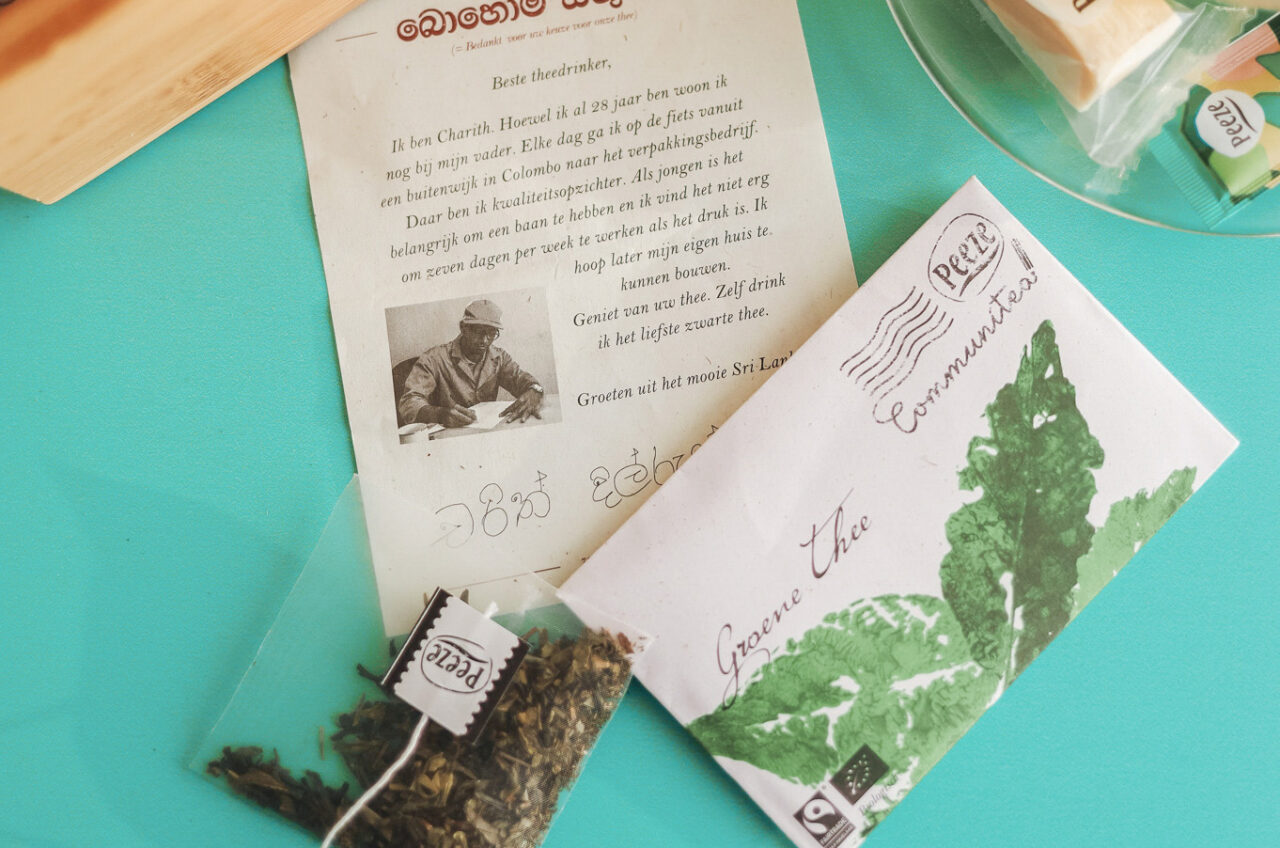Colombo thee met een persoonlijk briefje uit land van oorsprong